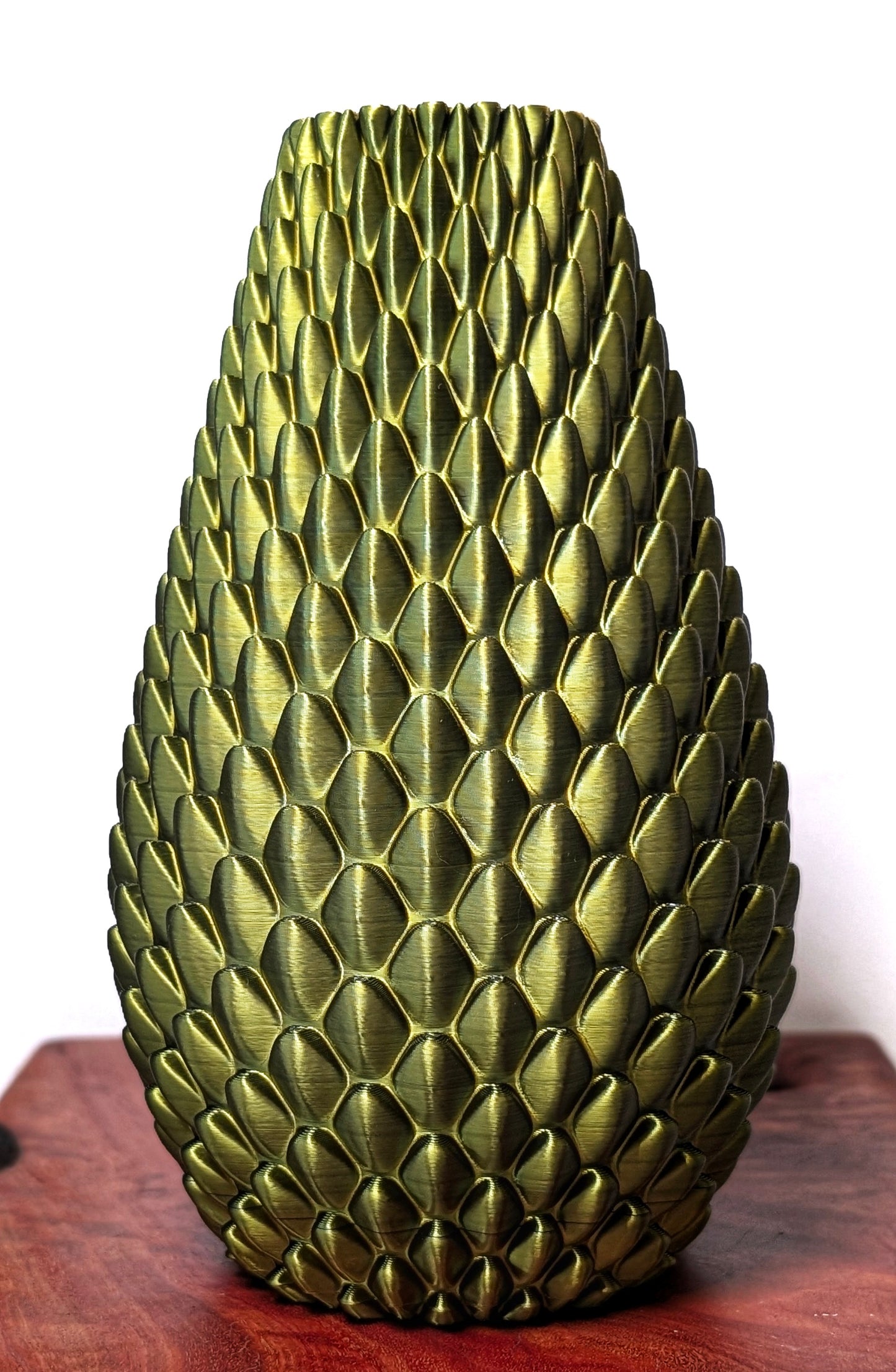 DragonScale Vase - Around Makes