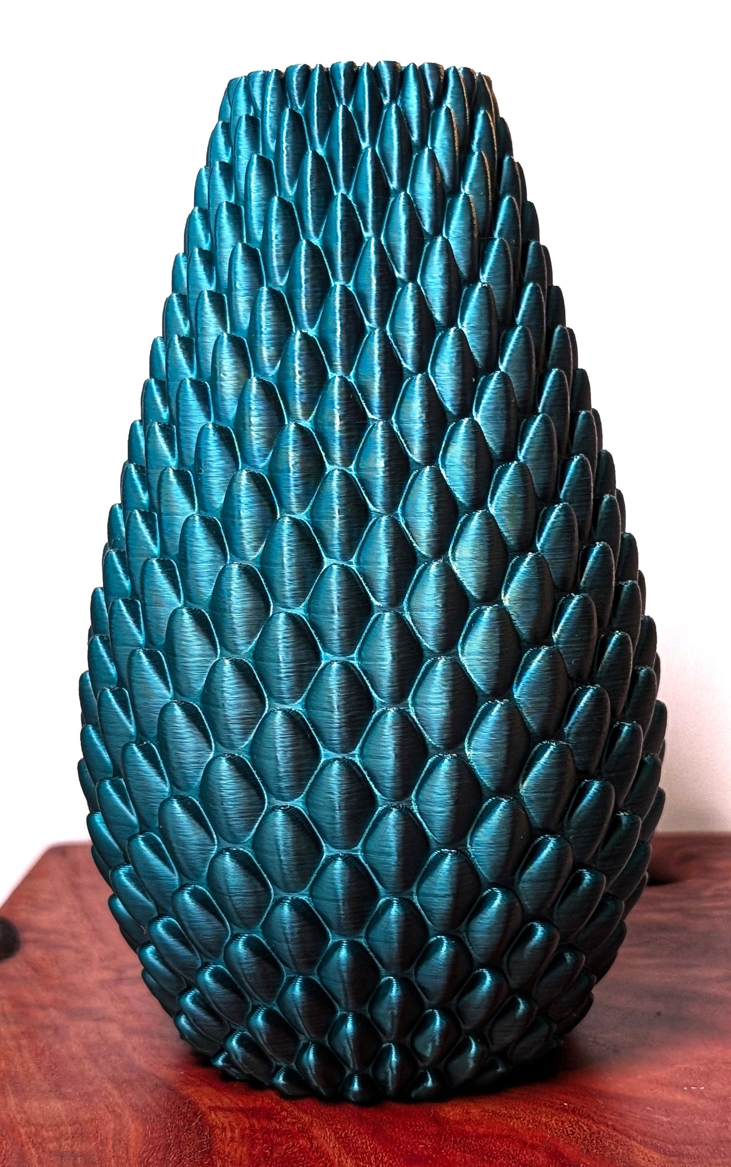 DragonScale Vase - Around Makes