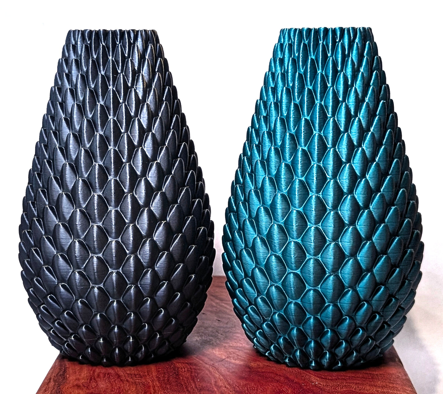 DragonScale Vase - Around Makes