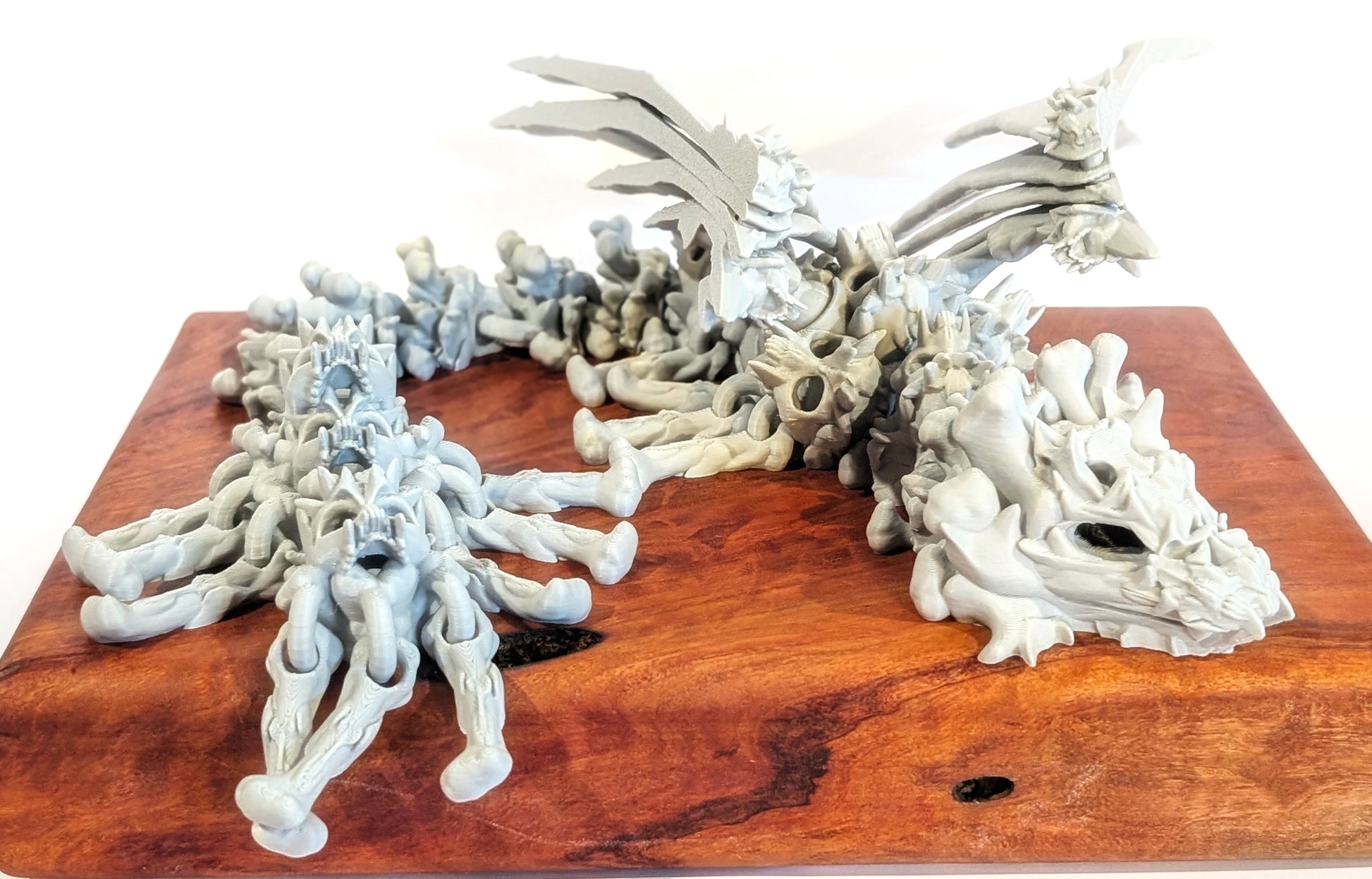 Hollowwing Dragon - Around Makes